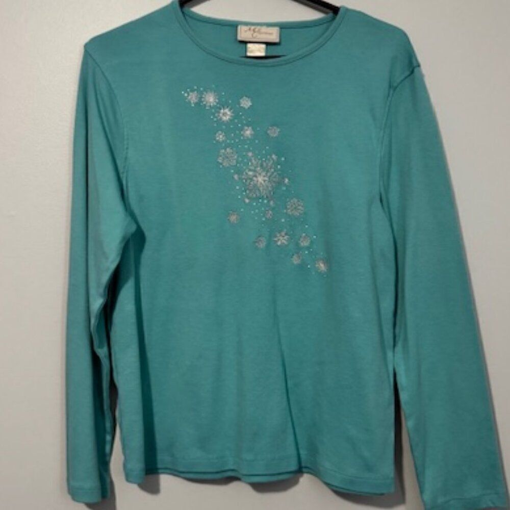 USED Woman's M&C Sportswear Long Sleeve T Shirt Color Light Green Size Large